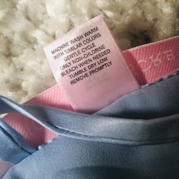 Victoria’s Secret blue satin robe one size - Picture 12 of 12